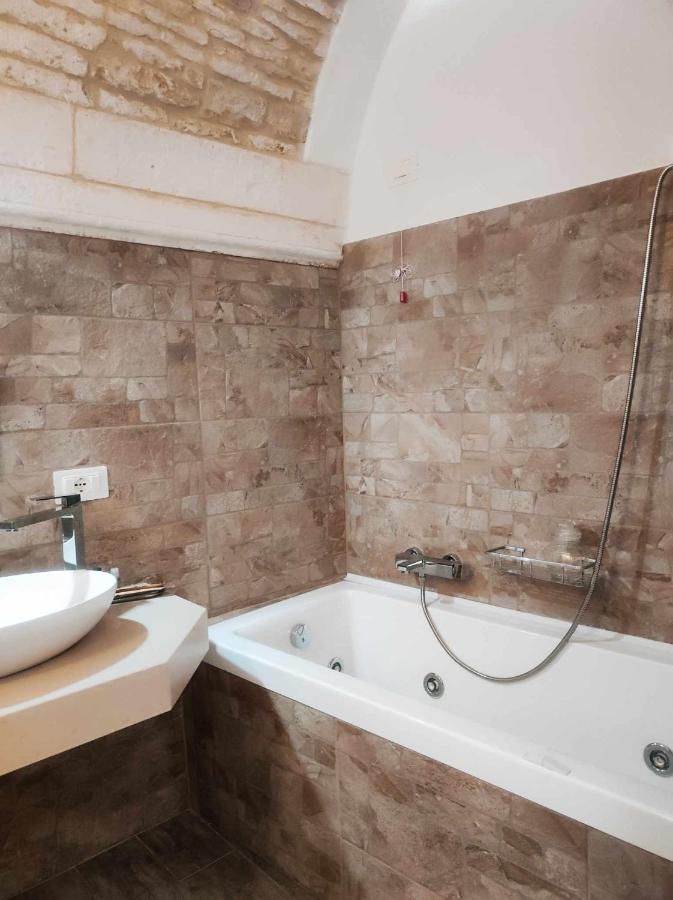 شقة Il Plebiscito Luxury Loft Fronte Basilica مارتينا فرانكا المظهر الخارجي الصورة