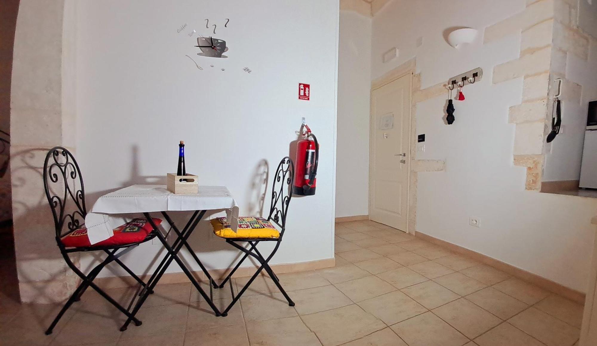 شقة Il Plebiscito Luxury Loft Fronte Basilica مارتينا فرانكا المظهر الخارجي الصورة